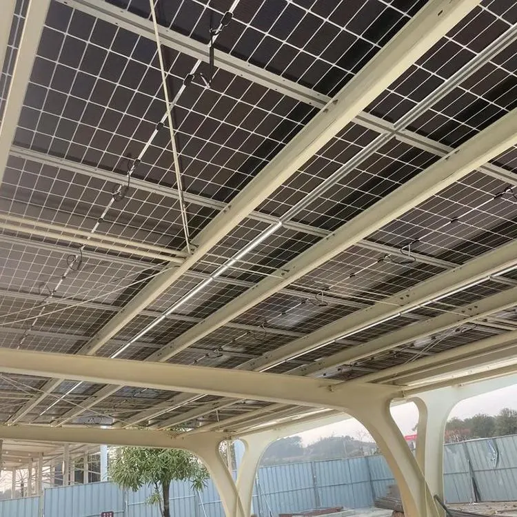 Fotovoltaïsche carport met plat dak